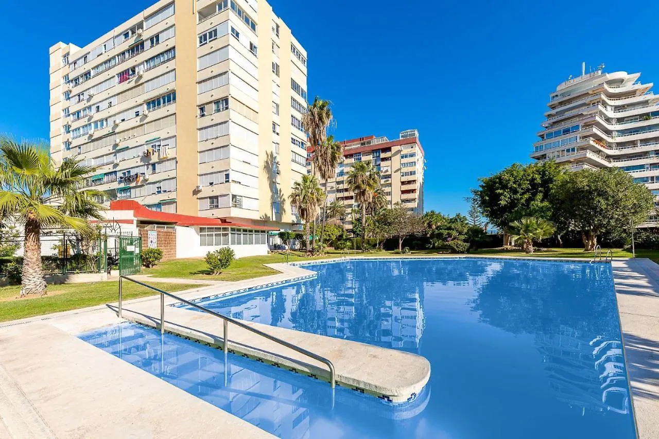 Appartement 797 Holiday Rentals - Acogedor Apartamento Para 3 Con Piscina Benalmádena
