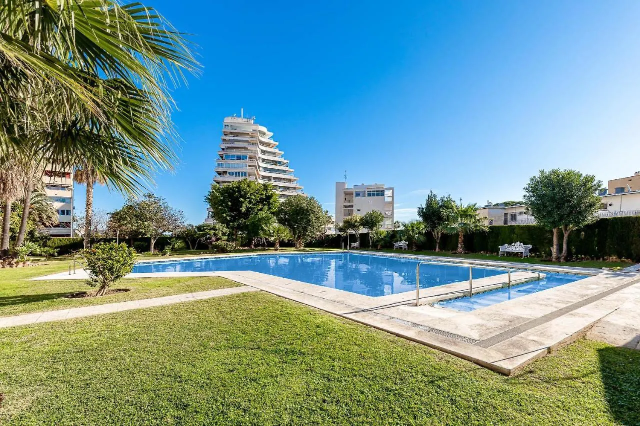 797 Holiday Rentals - Acogedor Apartamento Para 3 Con Piscina Benalmádena